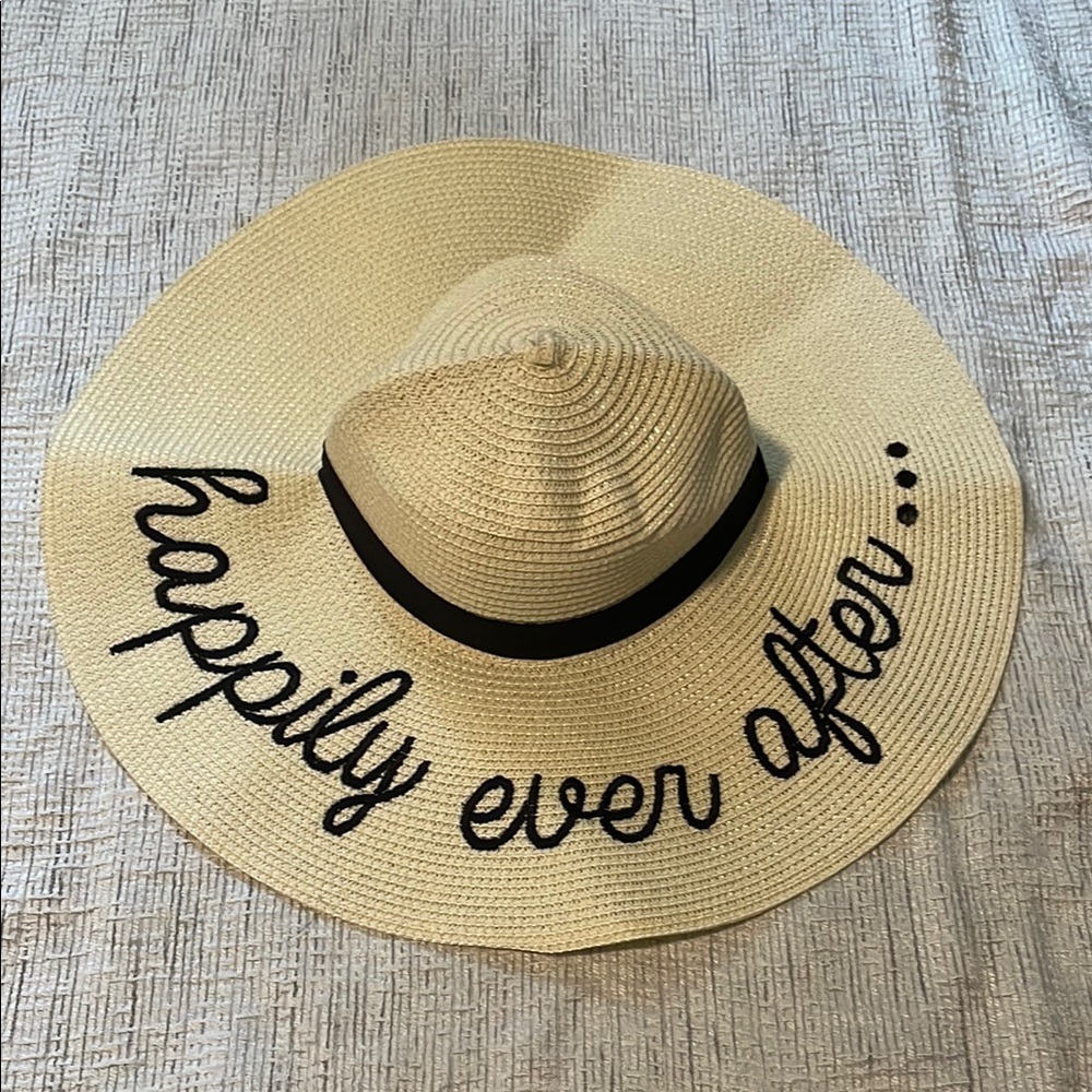 Beige Honeymoon Sun Hat with Black Script